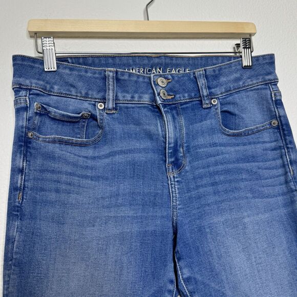 American Eagle Jeans Sz 10 Artist Crop 24" Next  Level Stretch Blue Denim Capri - Picture 1 of 10